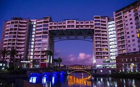 Exclusive Ultra-Luxury A Cut Above Apartments Century City By Vvip Bookings